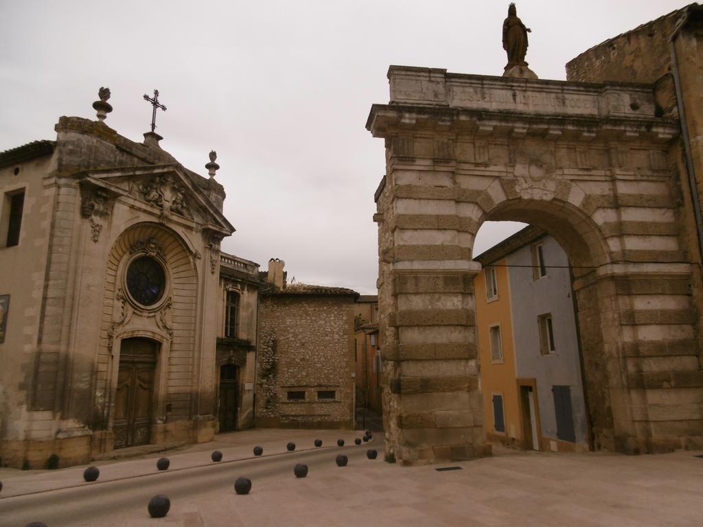 Studi'O Luberon Lägenhet Cavaillon Exteriör bild